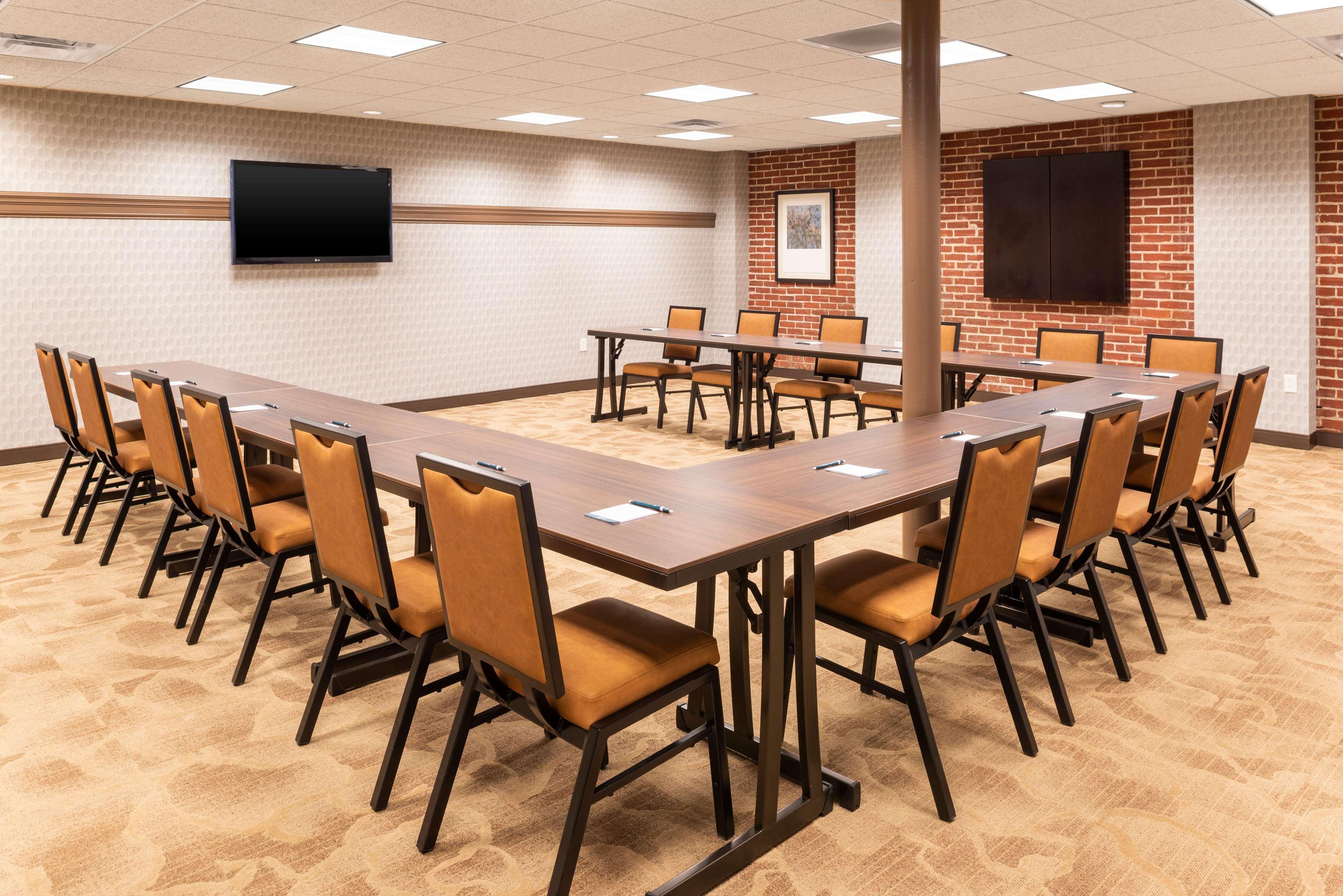Homewood Suites By Hilton Indianapolis Downtown Ngoại thất bức ảnh