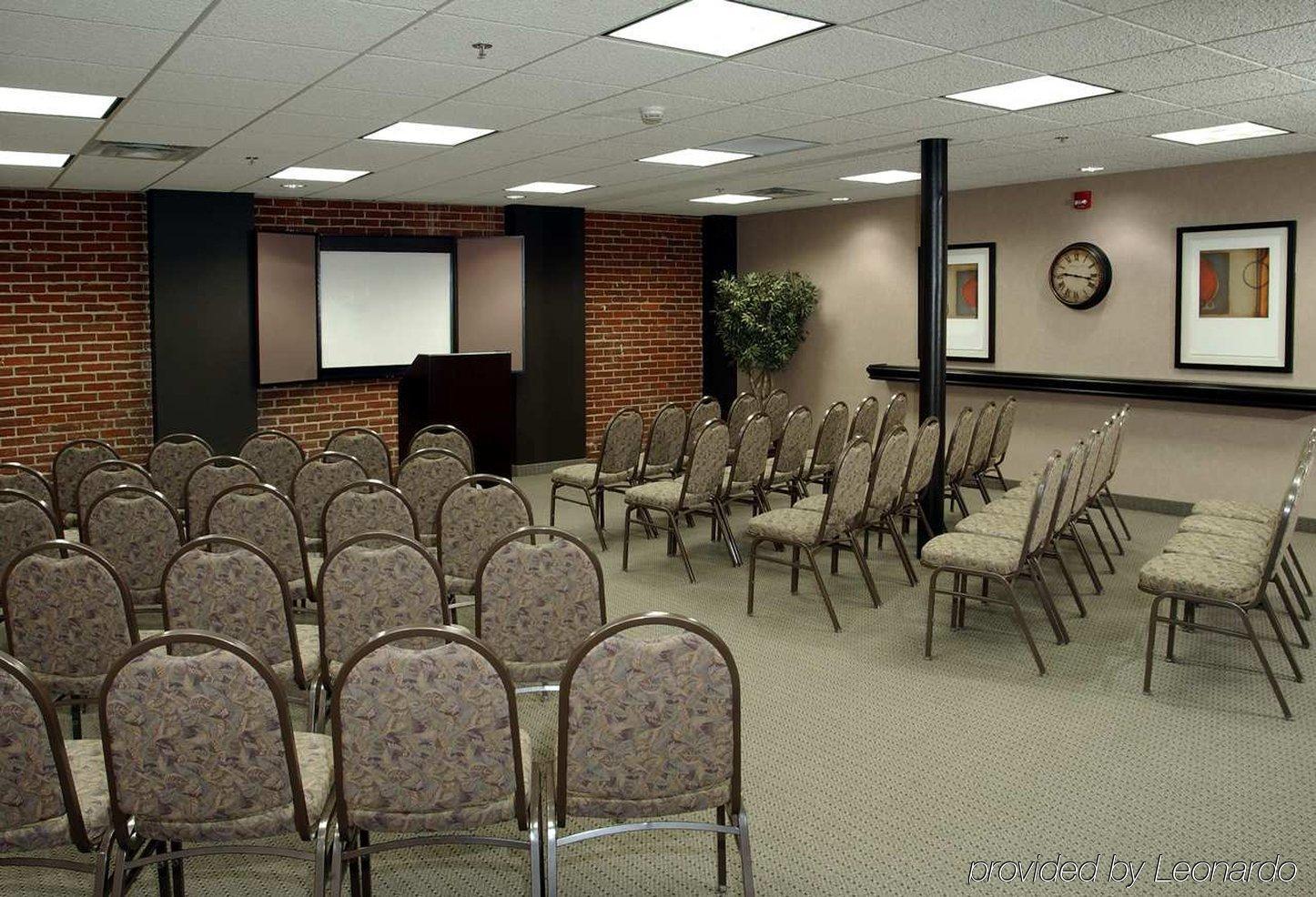 Homewood Suites By Hilton Indianapolis Downtown Ngoại thất bức ảnh
