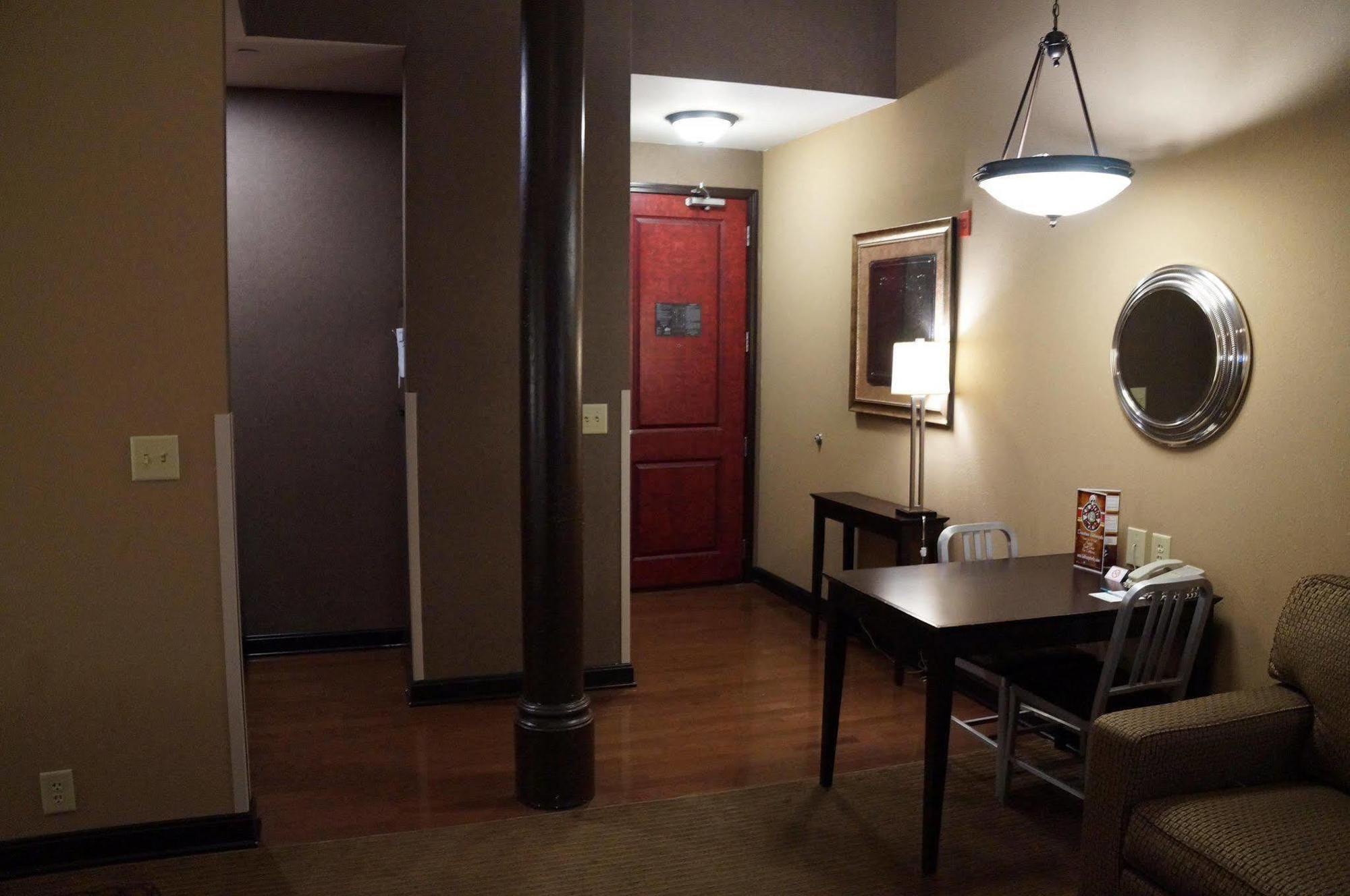 Homewood Suites By Hilton Indianapolis Downtown Ngoại thất bức ảnh
