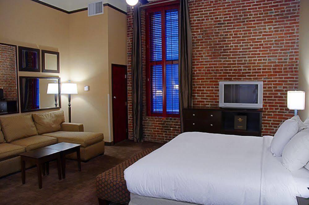 Homewood Suites By Hilton Indianapolis Downtown Ngoại thất bức ảnh