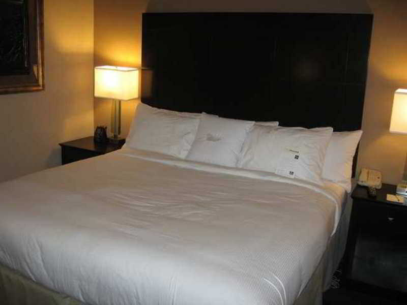 Homewood Suites By Hilton Indianapolis Downtown Phòng bức ảnh
